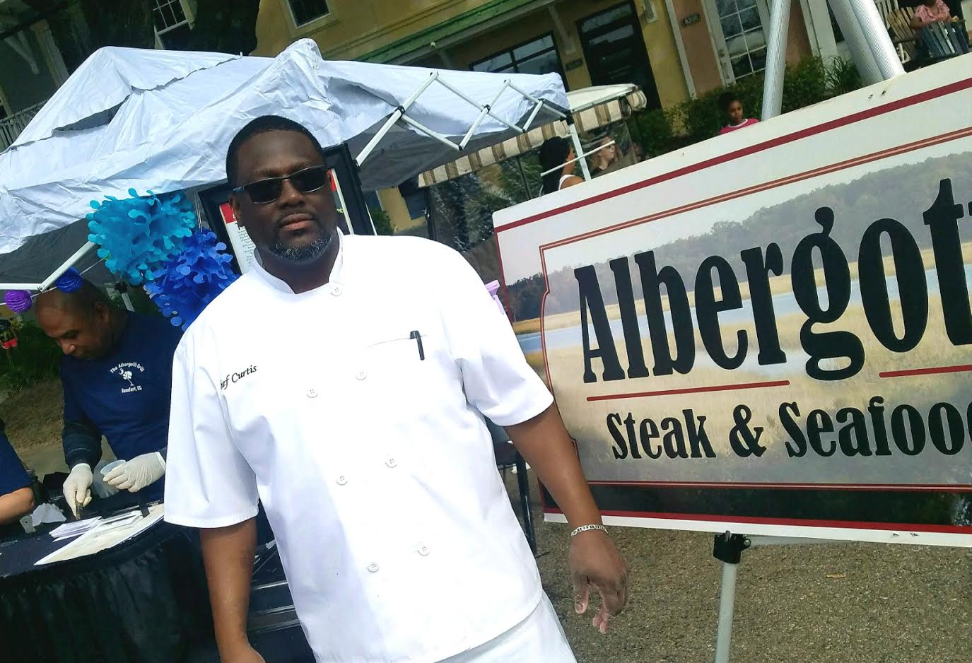 Chef Curtis Epps repeats as winner of Shrimp & Grits Cook-Off, takes home $1,000
