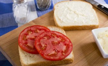 Tomato Sandwiches: The perfect taste of summer in the Lowcountry The Tomato Sandwich: A perfect taste of summer in the Lowcountry