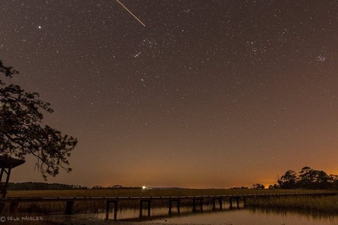 Annual Lyrid meteor shower invades the sky over Beaufort tonight