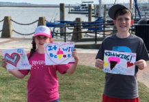 Elementary school students share positivity with Beaufort merchants Elementary school students share positivity with Beaufort merchants