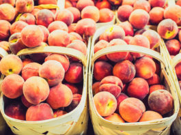 S.C. Peaches: A taste of summer in the Lowcountry S.C. Peaches: A taste of summer in the Lowcountry