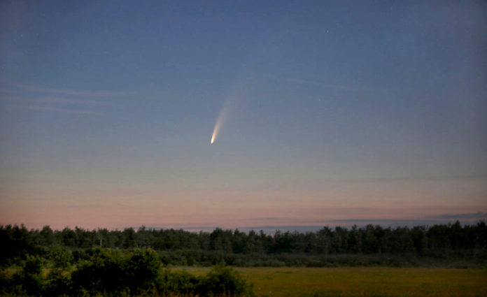 Comet seen over Beaufort with naked eye until end of July