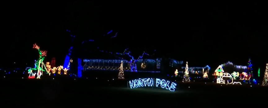 Lowcountry Christmas light display helps family in need