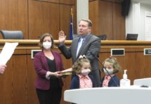 Stephen Murray sworn in as new Beaufort Mayor Stephen Murray sworn in as new Beaufort Mayor