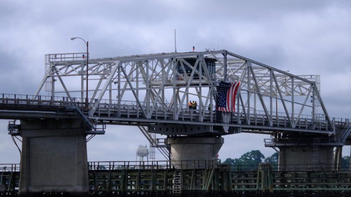 Beaufort's Woods Memorial Bridge hosts flag for holiday