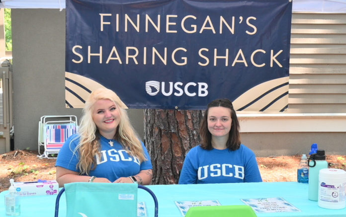 New 'Sharing Shack' recycles, gives free beach gear
