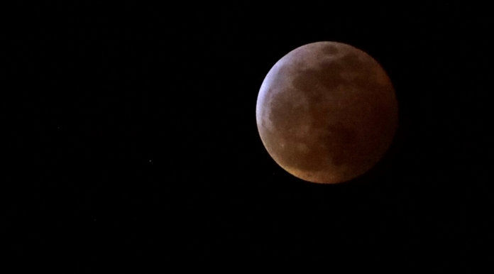 Nearly full lunar eclipse coming to Beaufort on Friday