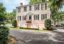 Among Beaufort’s oldest, historic 1776 William Johnson House on market for $2.4M Among Beaufort's oldest, historic William Johnson House on market for $2.4M