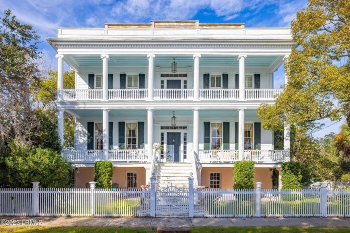 Historic house featured in The Prince of Tides on market for $2.95 million