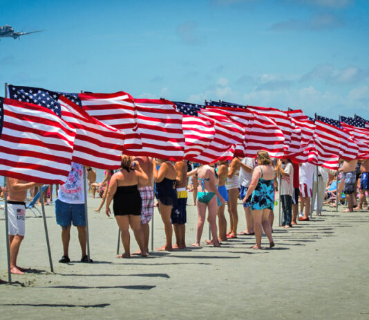 Annual 4th of July βSalute from the Shoreβ coming to Beaufort beaches Annual 4th of July βSalute from the Shoreβ coming to Beaufort beaches