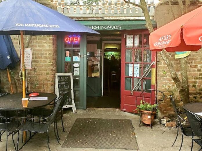 Hemingways, Panini's to host annual Orphans & Strays free Thanksgiving dinner