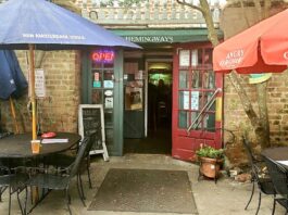 Iconic Hemingway’s Bistro shuts its doors after 32 years Iconic Hemingway's Bistro shuts its doors after 32 years