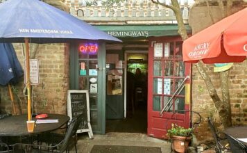 Iconic Hemingway’s Bistro shuts its doors after 32 years Iconic Hemingway's Bistro shuts its doors after 32 years
